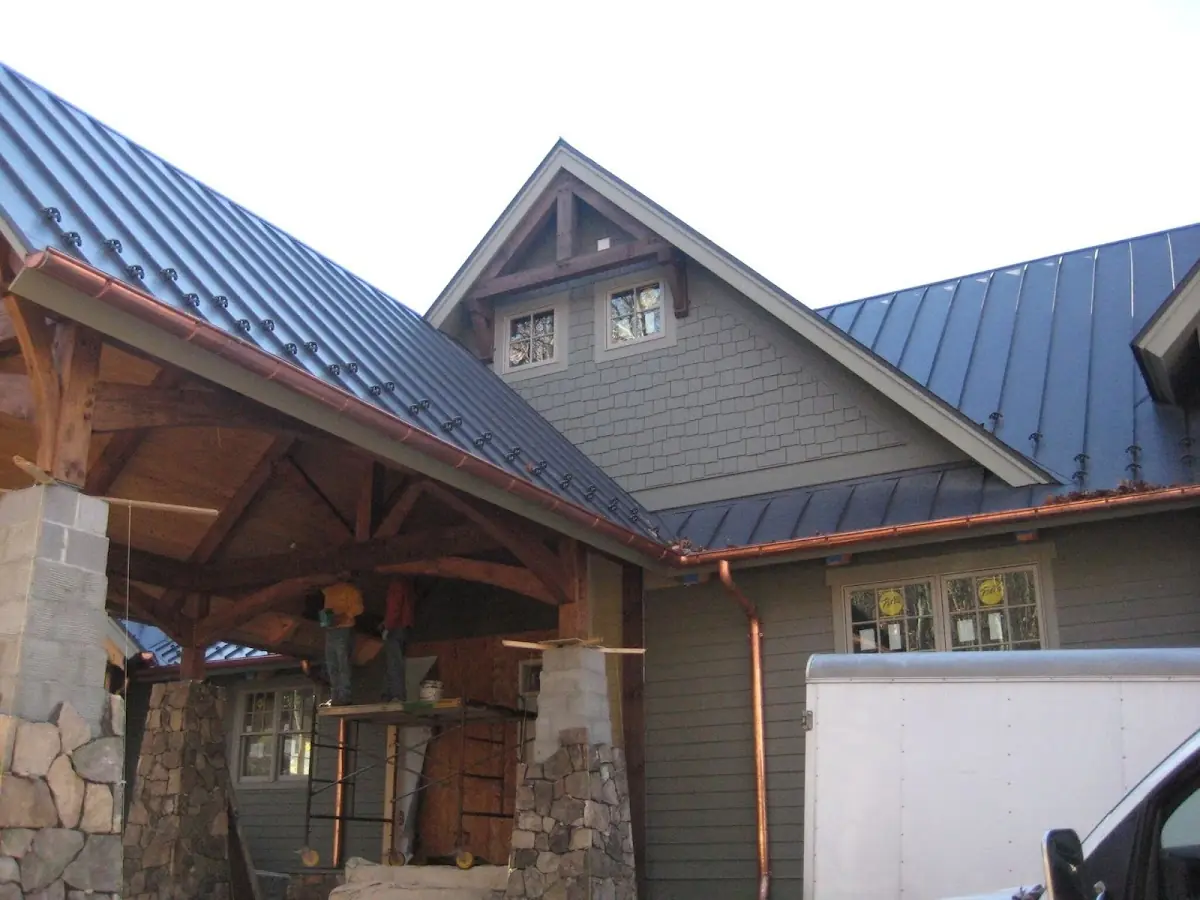 Craftsman Roofing team delivering quality roofing work in Glenbrook